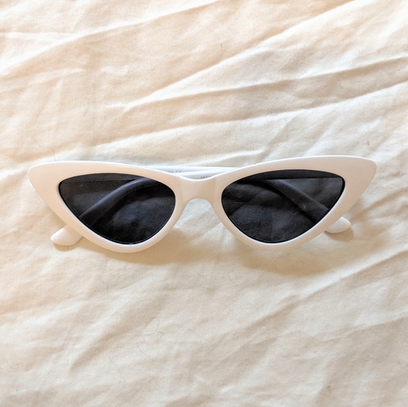 Free People Accessories - Free people white cateye sunglasses